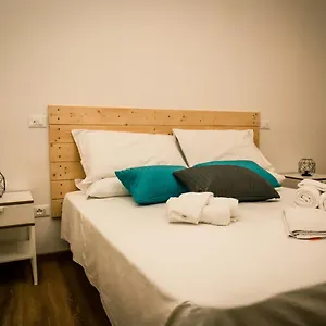Apartment Hostly - Nicole - 2br In Full Center