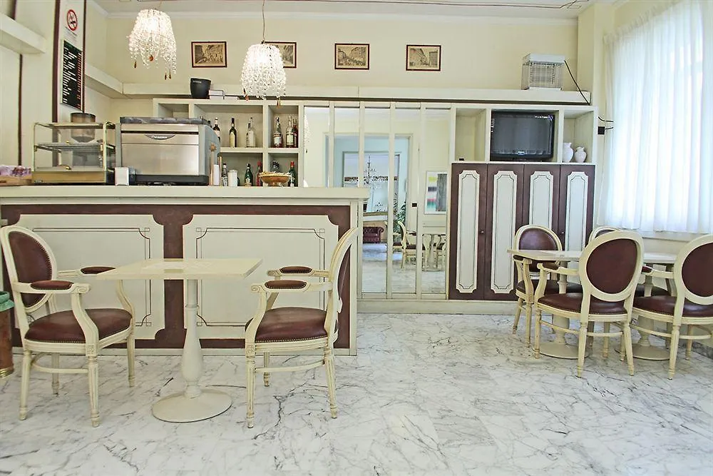 Hotel La Pace Pontedera 3*,